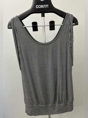Guess Tank Top